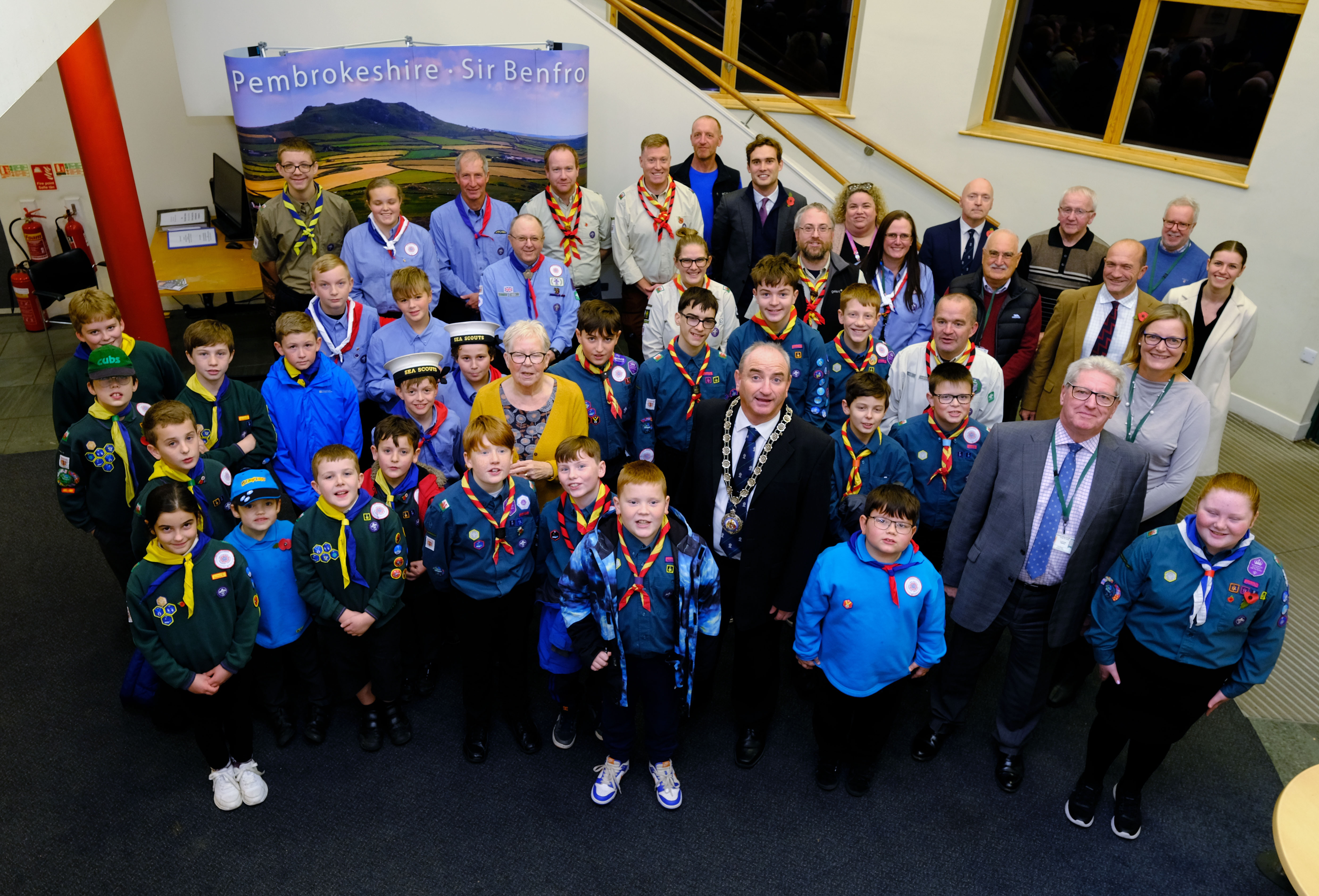 scouts-group.jpg