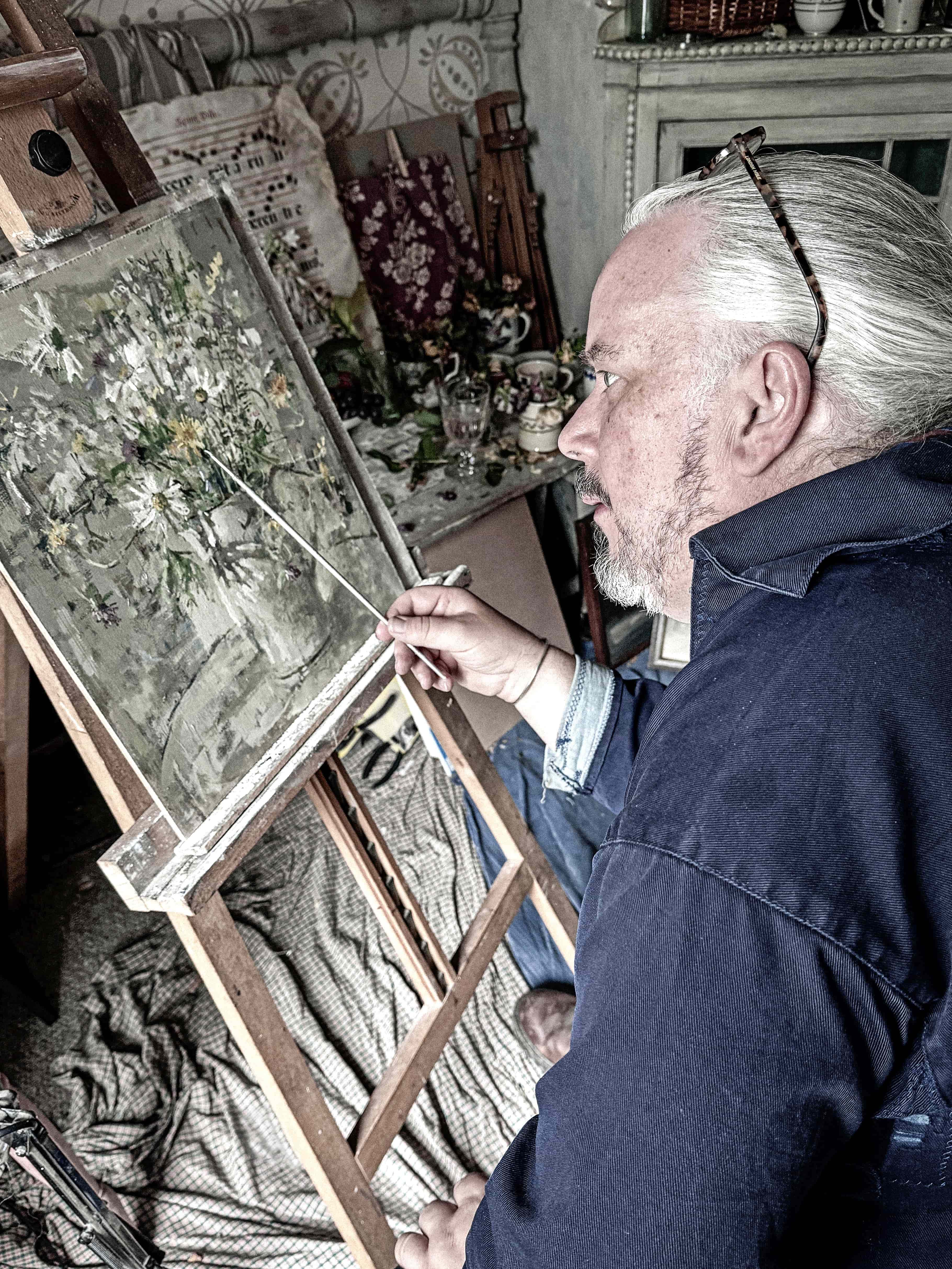 Aberglasney launch creative competition for children to design or write a poem about their dream garden