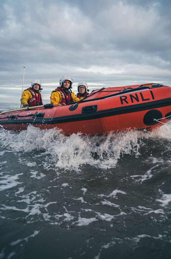 RNLI safety warning: New research reveals gaps in tidal knowledge as Easter holiday sees heightened risk on the Welsh coast