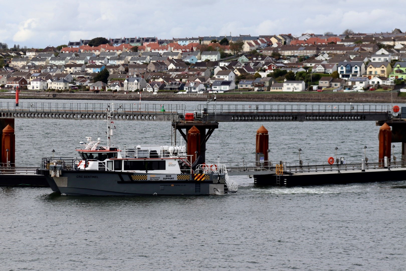 the-crc-sentinel-was-the-first-vessel-to-use-the-new-workboat-pontoons-1.jpg