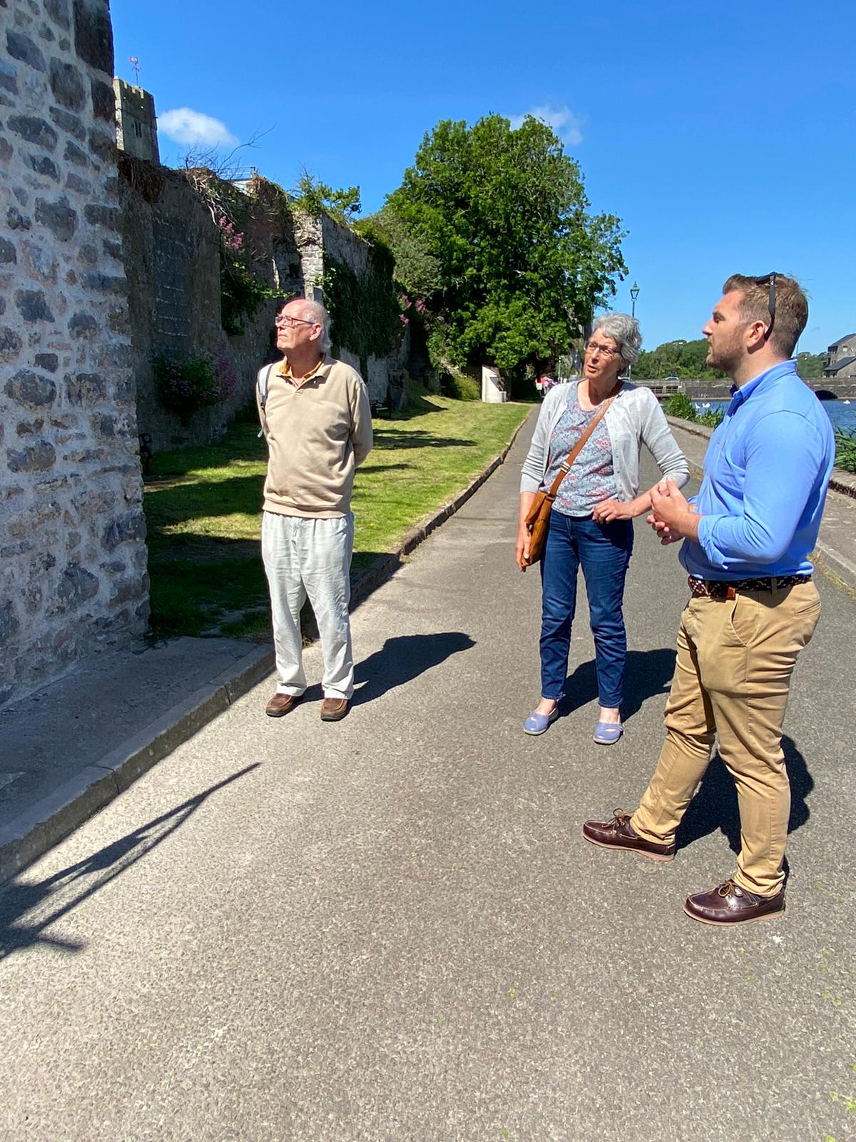 pembroke-town-walls.jpg