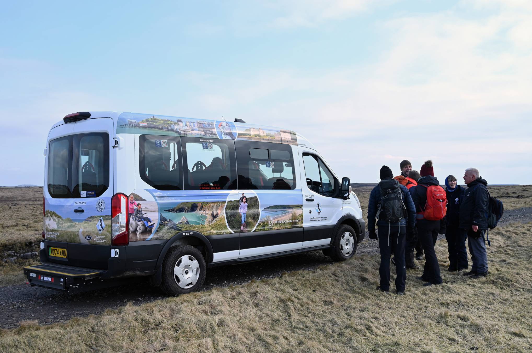 bmw-minibus.jpg