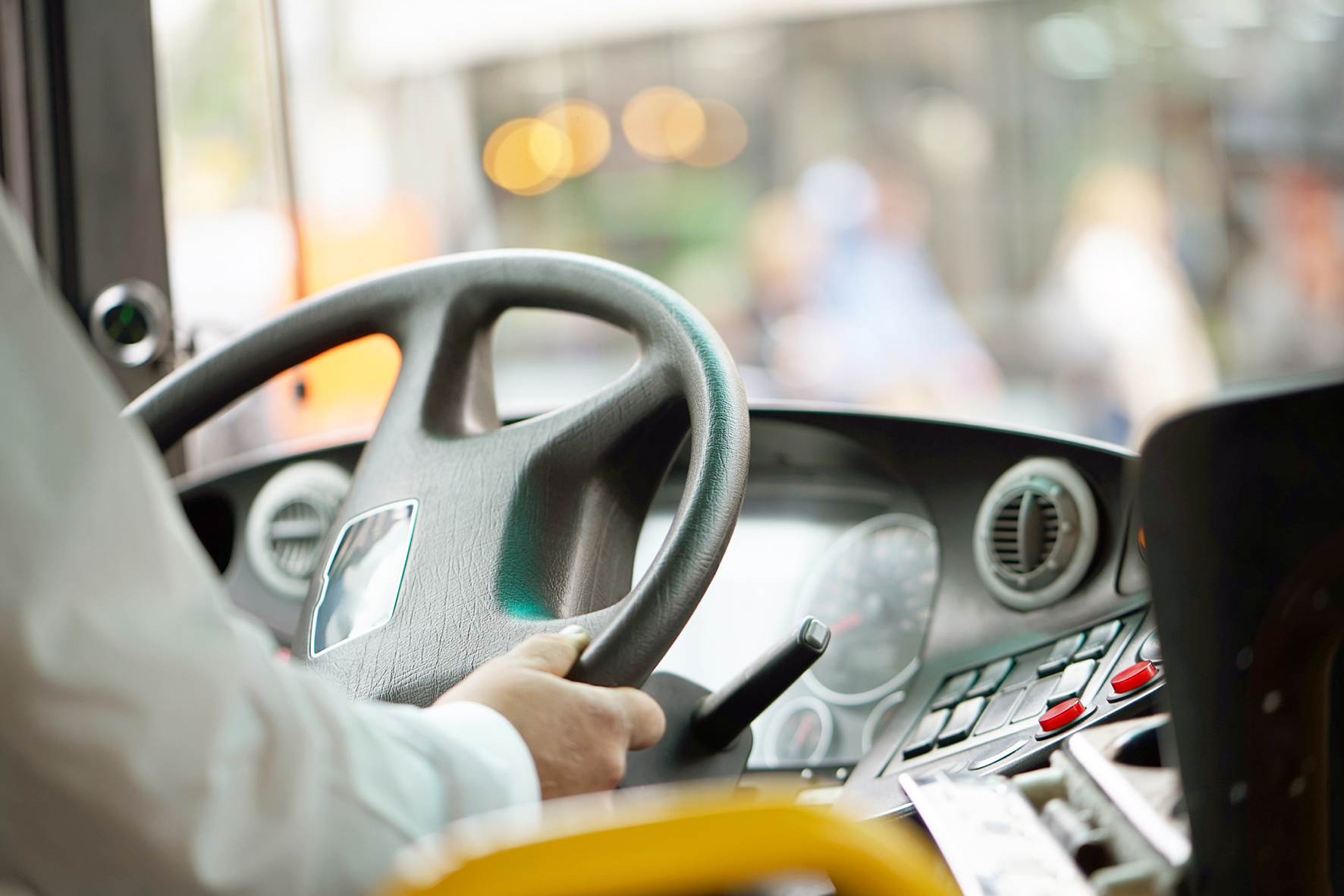 bus-driver-gyrrwr-bws.jpg